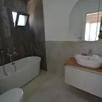 Kaura Villalari *