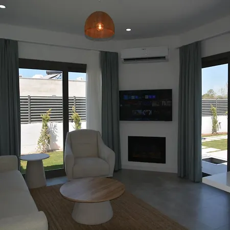 Kaura Villalari Villa