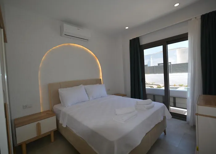 Kaura Villalari * Milas