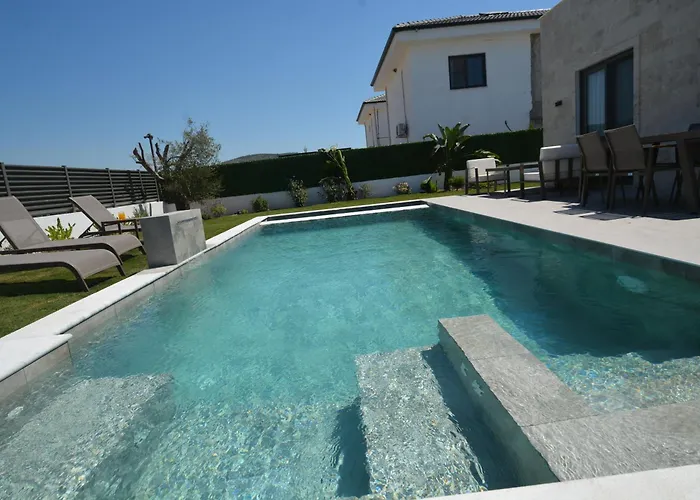 Kaura Villalari Milas