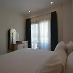 Kaura Villalari Villa *